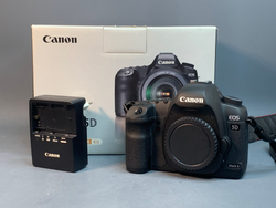 Canon EOS 5D Mark II 13.735 кадров