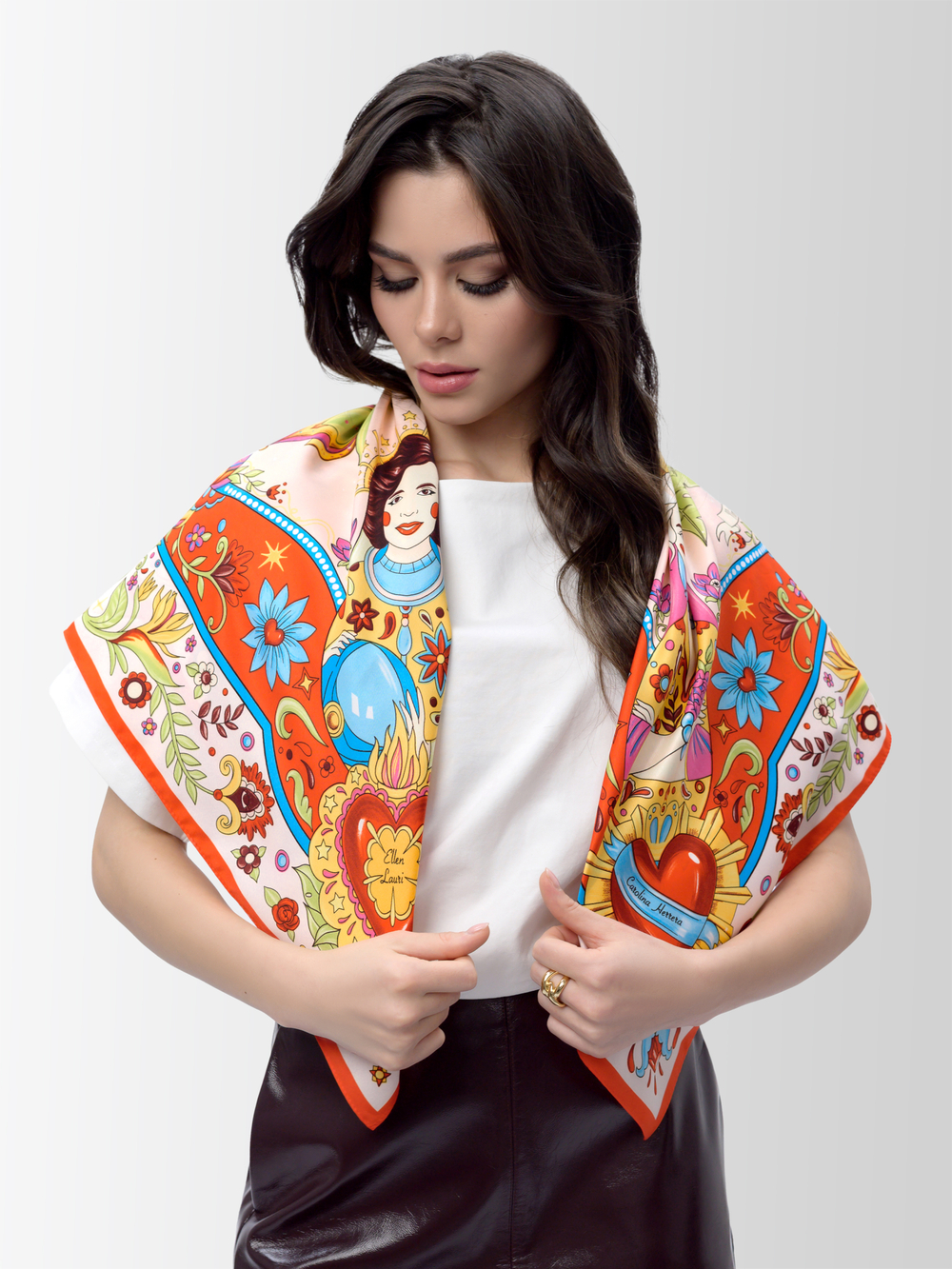 Платок «Матрёшки. Латинская Америка»