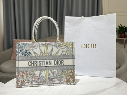 Christian Dior Book Tote 36 cm