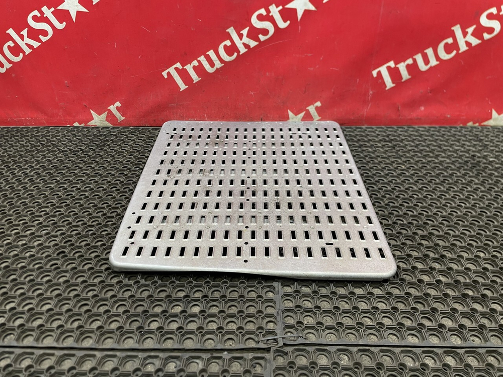 Трап на раму левый 2023г