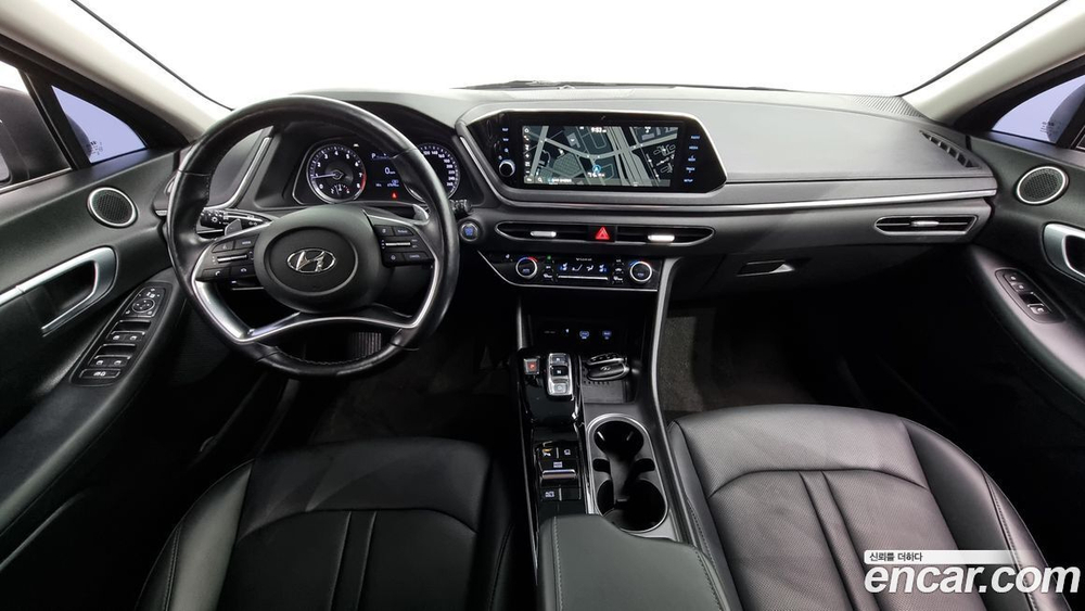 Hyundai Sonata (DN8) 2.0 (12.2019)
