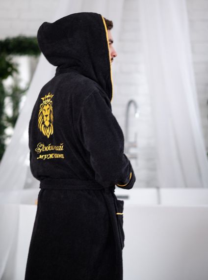 Халат мужской махровый с капюшоном "Любимый" черный