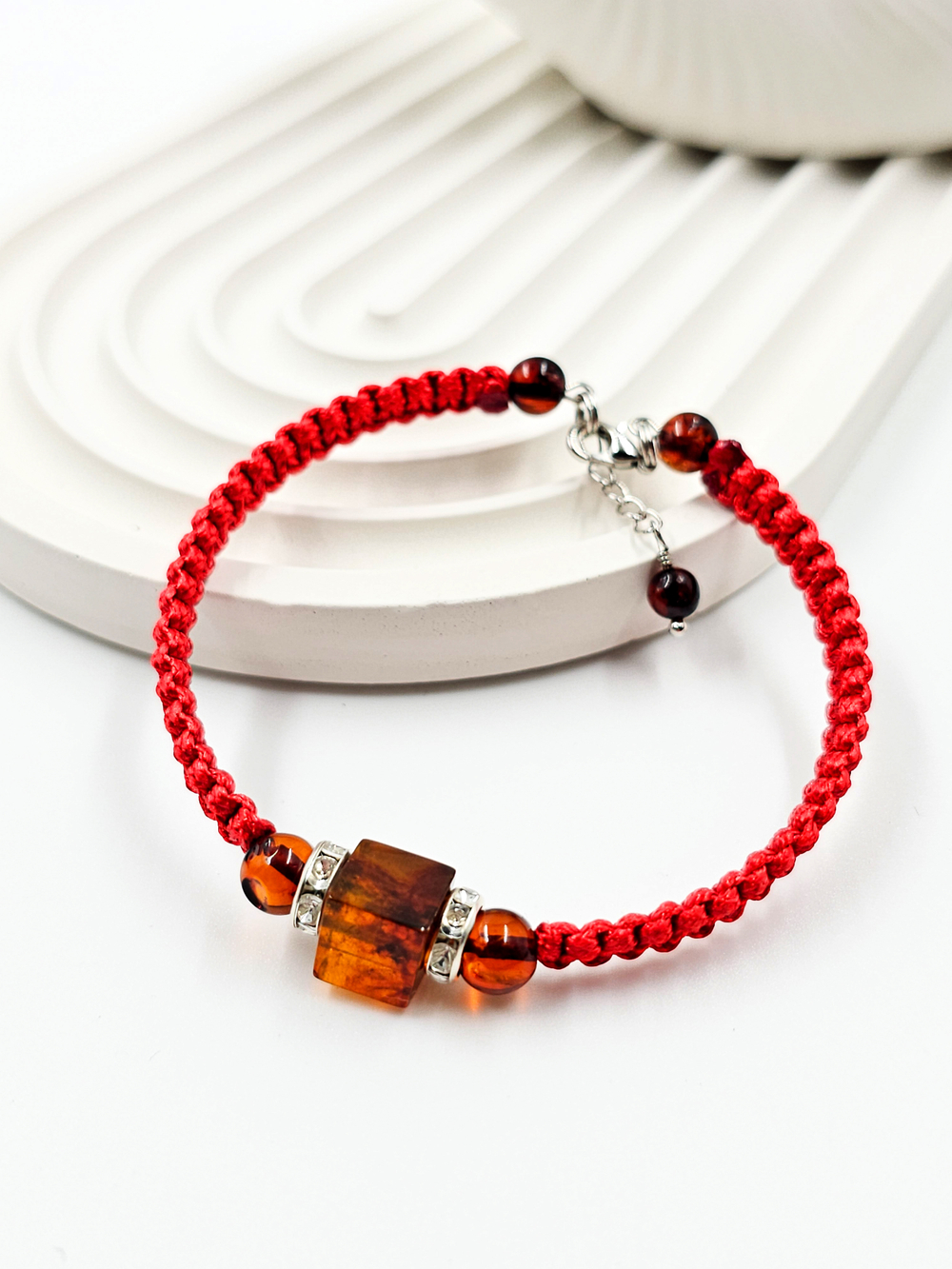 Браслет из формованного янтаря