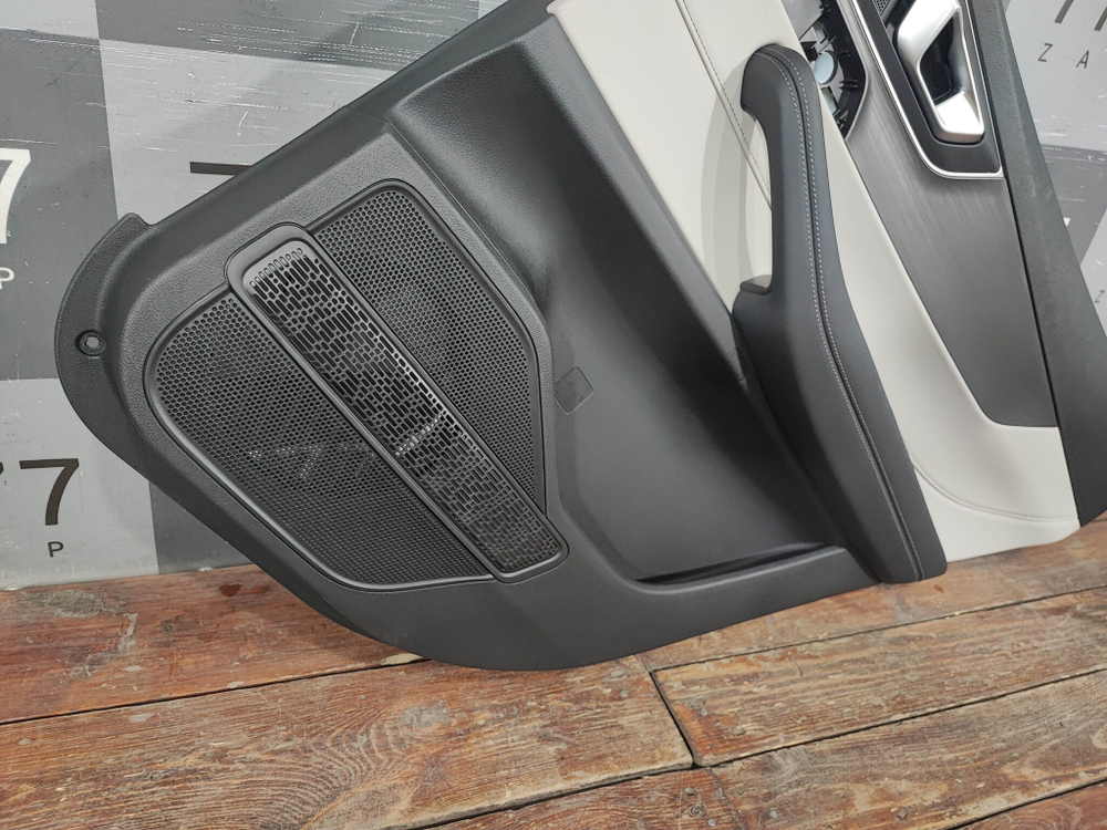 Обшивка двери задней правой Chery Tiggo 4 Pro 20-нв Б/У Оригинал 403002712AA