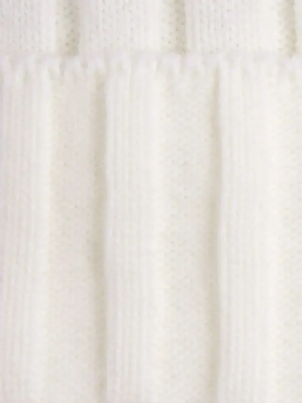 Шапка вязаная демисезонная детская