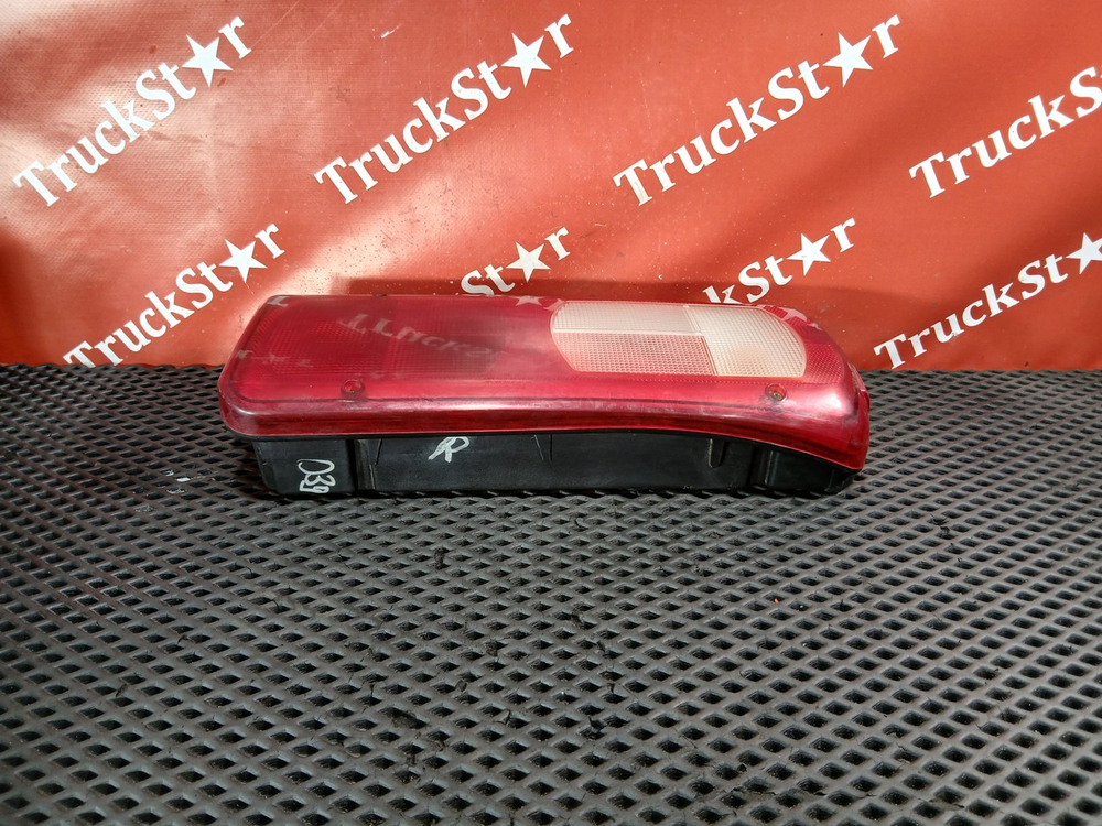 Фонарь задний левый 2019г.