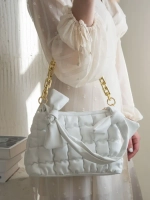 Сумка женская через плечо бренд не кожаная кросс боди модная стёганная на цепочке для девушке шоппер