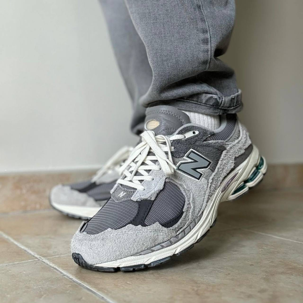 New Balance 2002R Protection Pack
