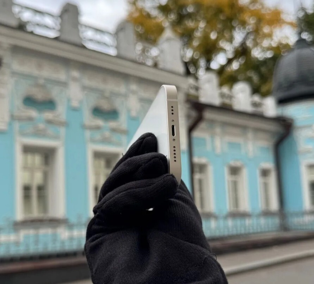 iPhone 14, 256 ГБ б/у