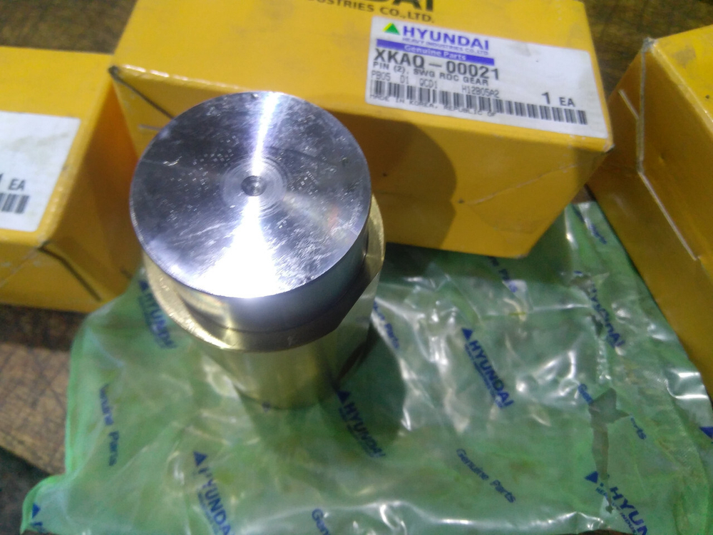Палец XKAQ-00021 Оригинал HYUNDAI