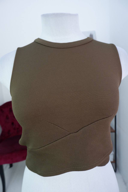 Топ Stradivarius модный, с вырезами, подойдет и для спорта, и с джинсами 44-46 размер