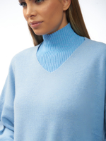 Женский джемпер голубой