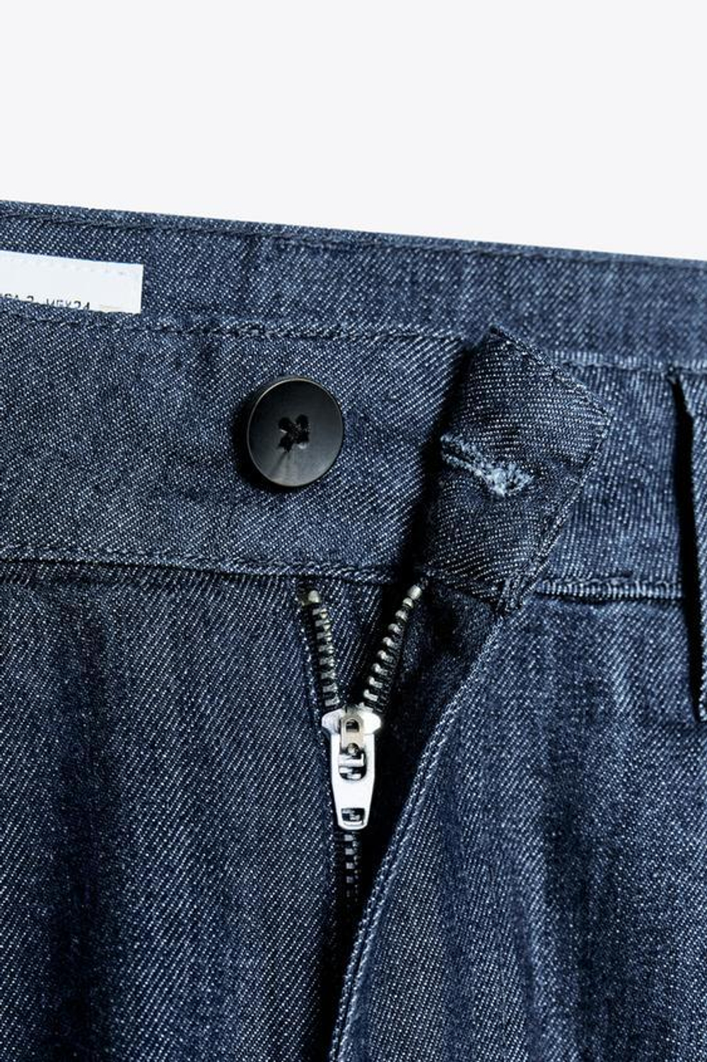 ZARA ДЖИНСОВЫЕ БРЮКИ TRF С ЗАЩИПАМИ, ТЕМНЫЙ ИНДИГО