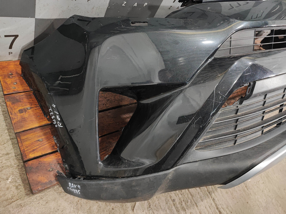 Бампер передний Toyota RAV4 IV (XA40) 15-19 Б/У Оригинал 521190R917