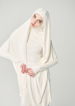 Балаклава Кэрри белая