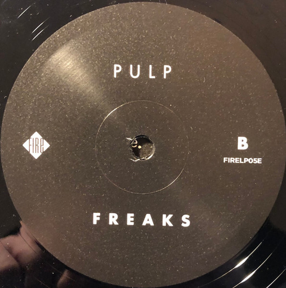 Pulp / Freaks. Ten Stories About Power, Claustrophobia, Suffocation And Holding Hands (2LP)