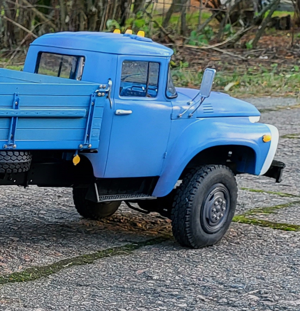 Cab ZiL-133GYA. Scale 1/10