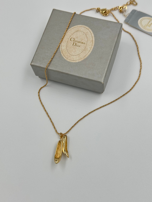 Кулон Туфли Christian Dior