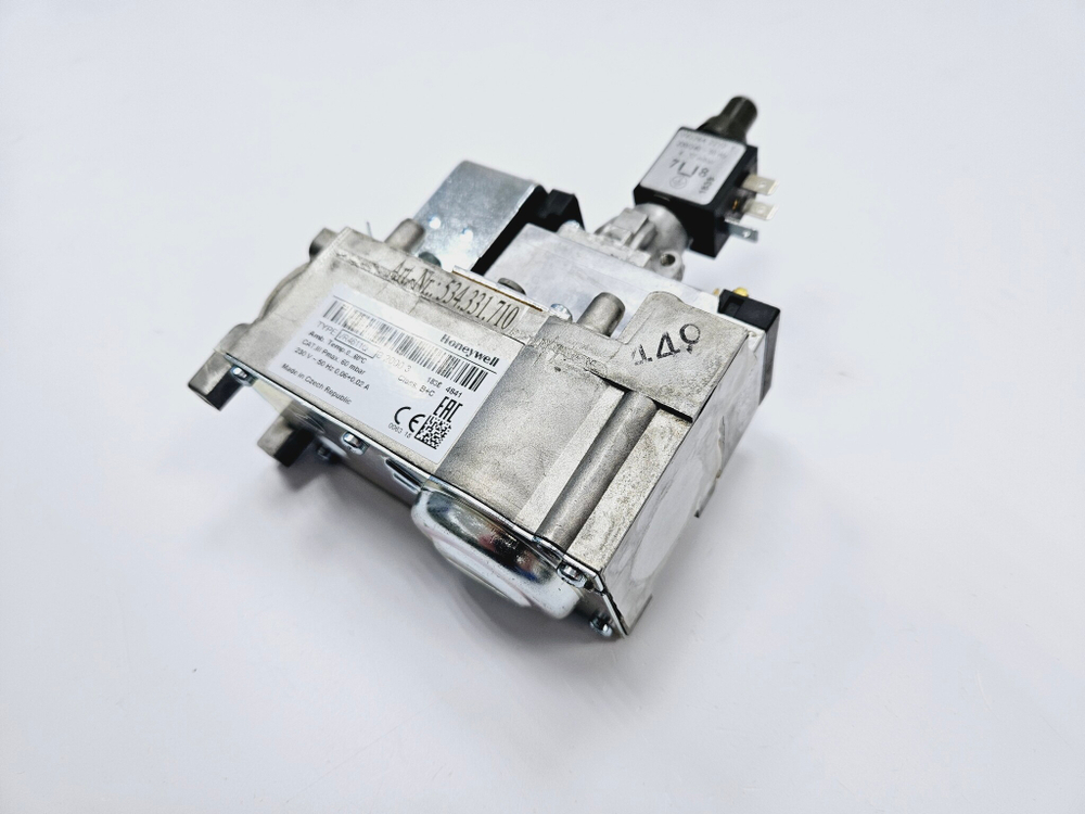 Клапан газовый (Honeywell VR4611Q B2000 3) FERROLI Pegasus F3 N 153-289 2S (арт. 39813890)