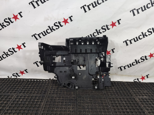 Кронштейн крепления торпедо