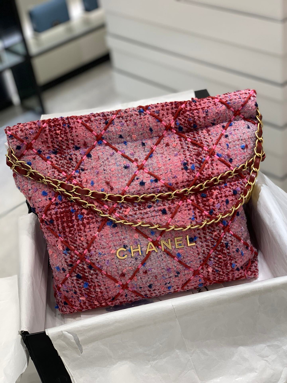 Chane1 22 Small Handbag 37 cm