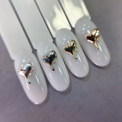 1852 Фигурки объёмные "Сердечки" металл 10 шт