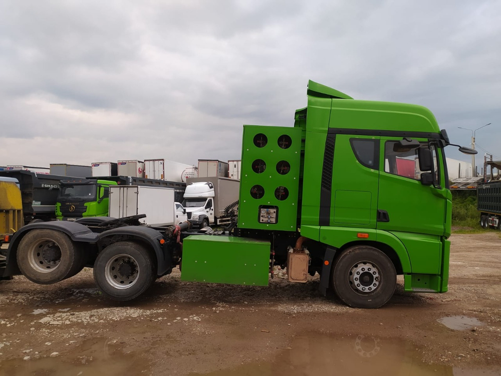 FAW JH6 6x4 Седельный тягач CA4250P25K15T1NE5A80 (Газовый, 12,5 л, 430 л.с., МТ)