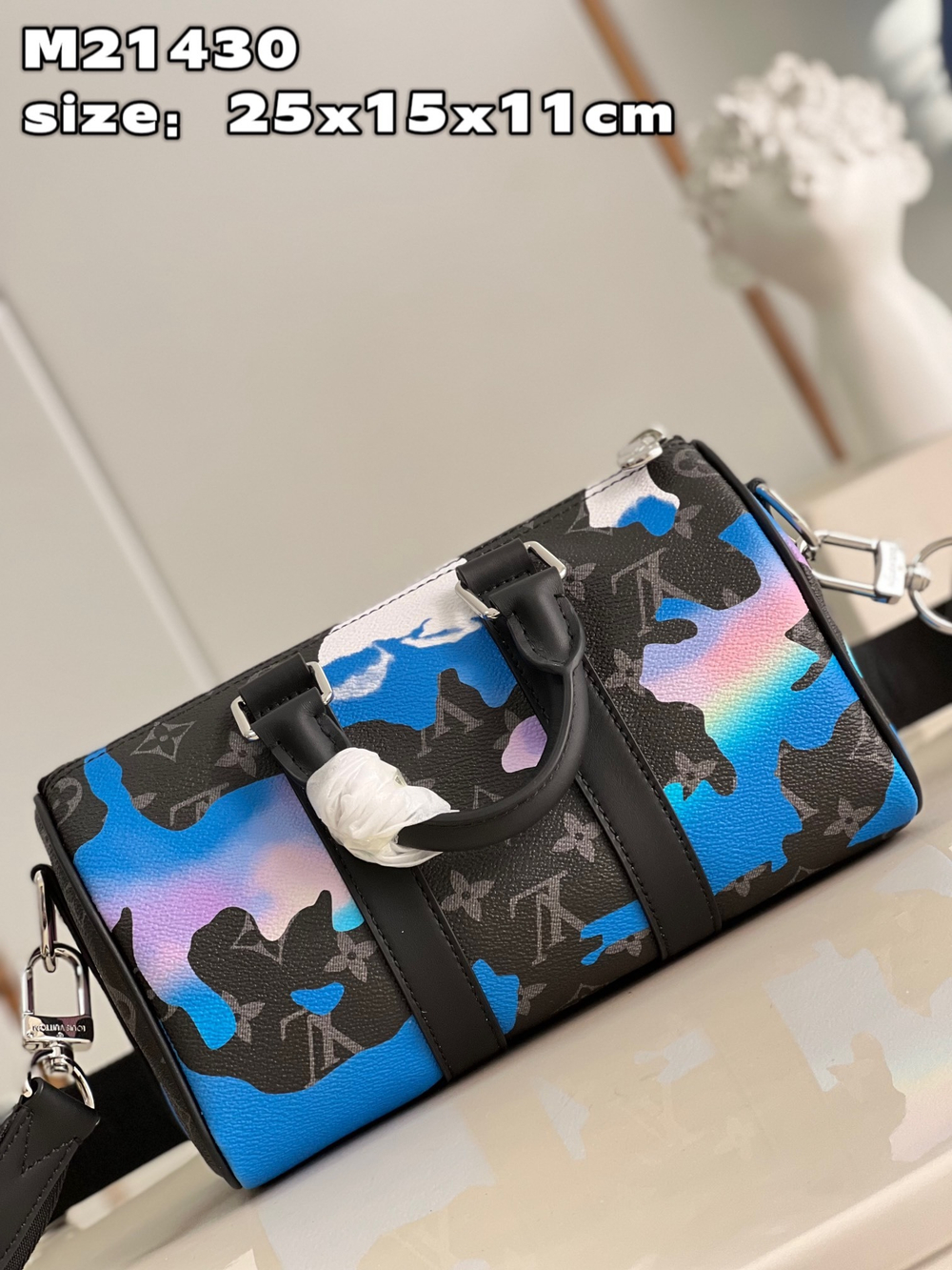 Louis Vuitton Keepall 25