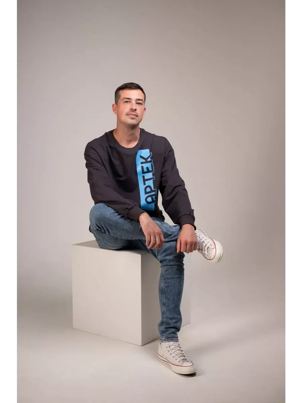 Толстовка оверсайз