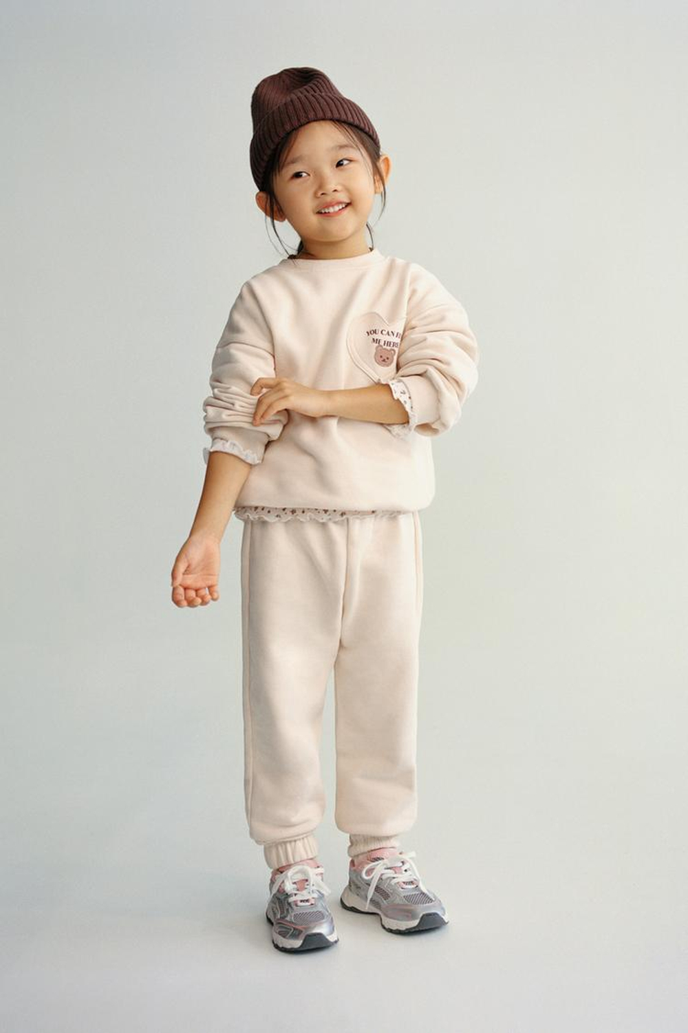 ZARA ТОЛСТОВКА С КАРМАНОМ В ФОРМЕ СЕРДЦА, ВАНИЛЬНЫЙ