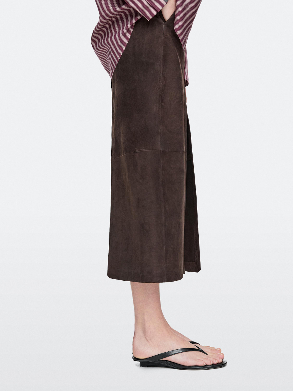 Massimo Dutti Сандалии на среднем каблуке с разделителем для пальцев ног, черный