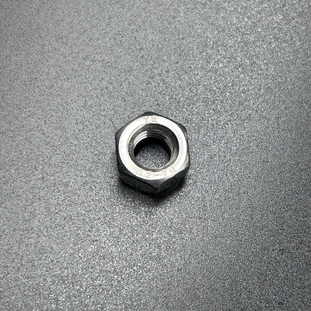 Гайка самоконтрящаяся Yamaha 95780-08300; 930403-0800 (YUELANG)