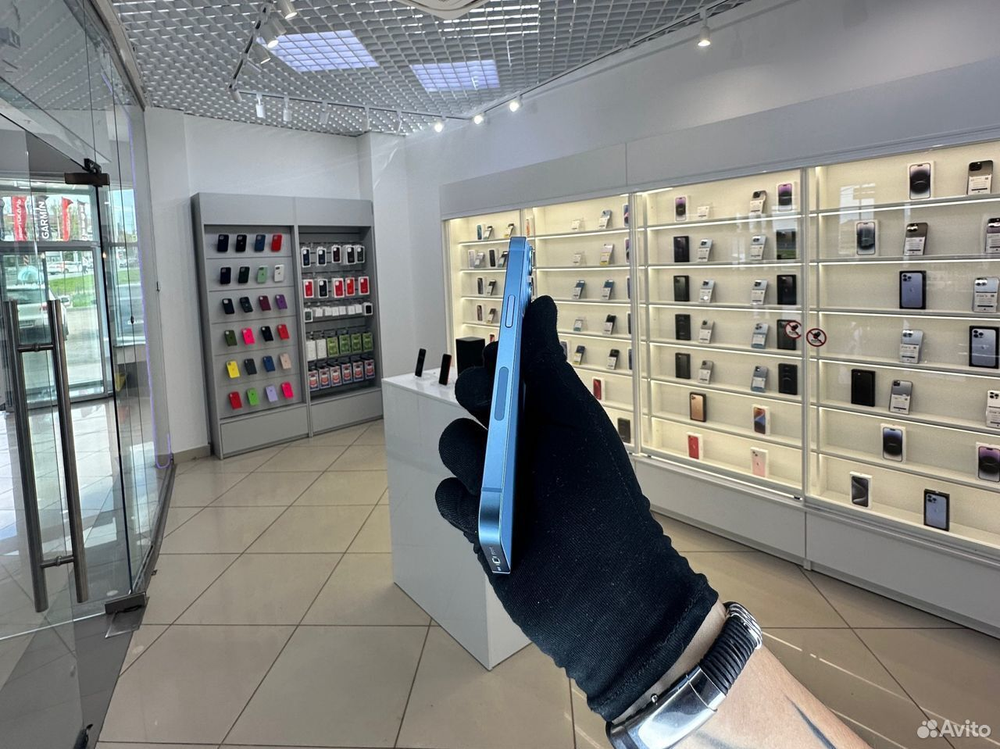 iPhone 14 256 ГБ б/у