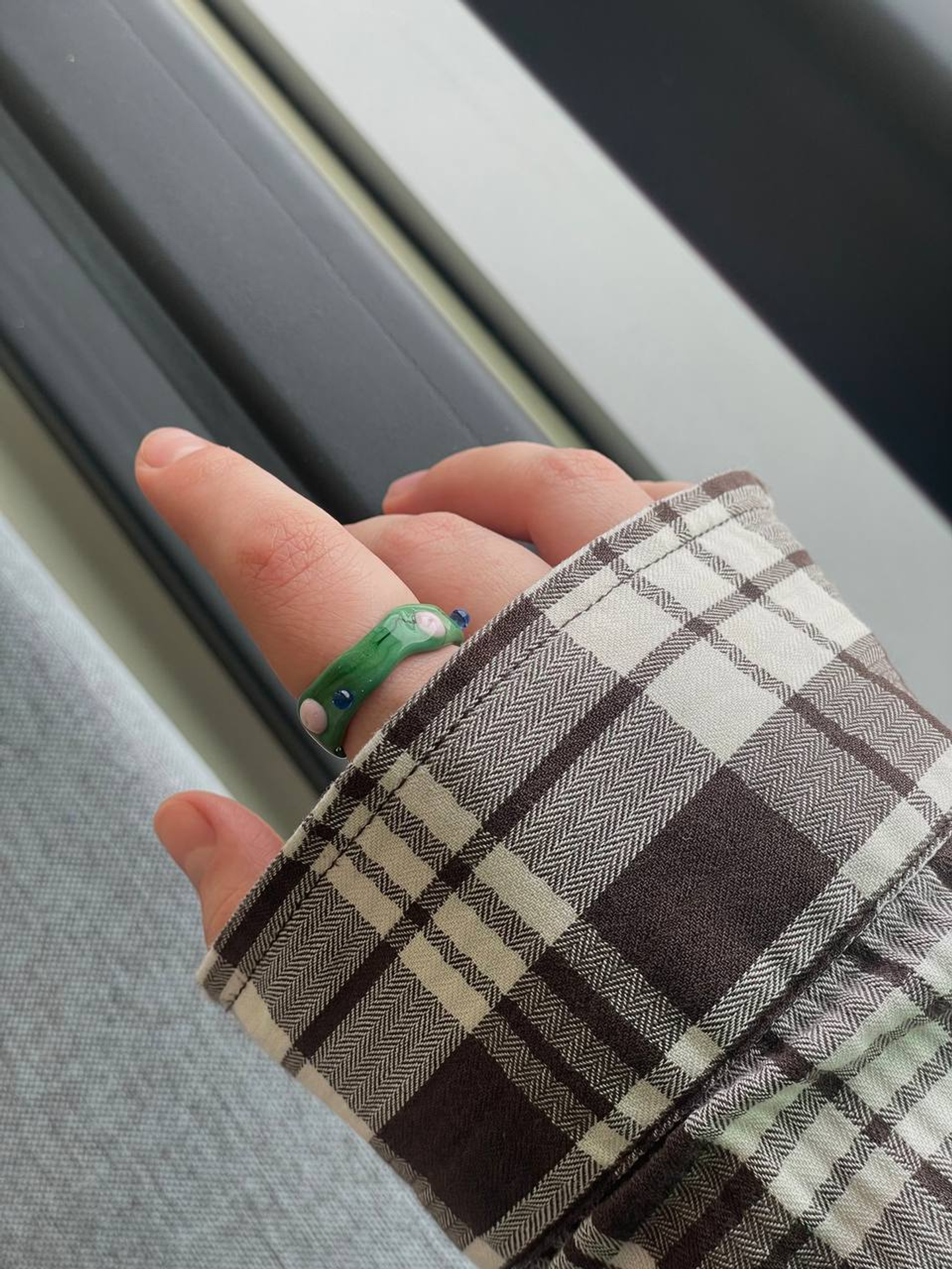 Кольцо Точки, стекло