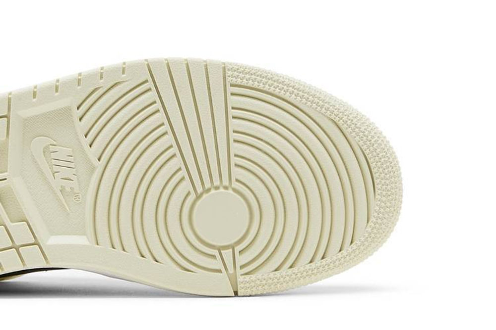 Кроссовки Jordan Air Jordan 1 Low "Coconut Milk" (Женская размерная сетка)