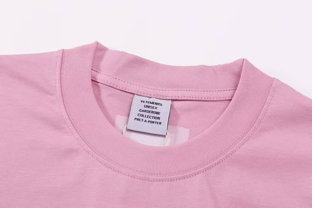 Футболка Vetements