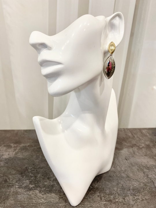 Серьги пусеты двойные капли, оттенок серебро и золото