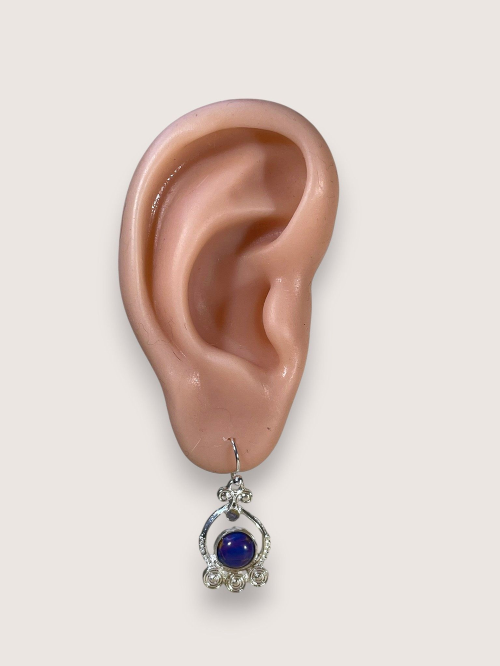 Серьги подвески с завитком