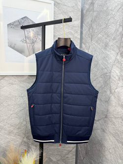 Безрукавка Kiton