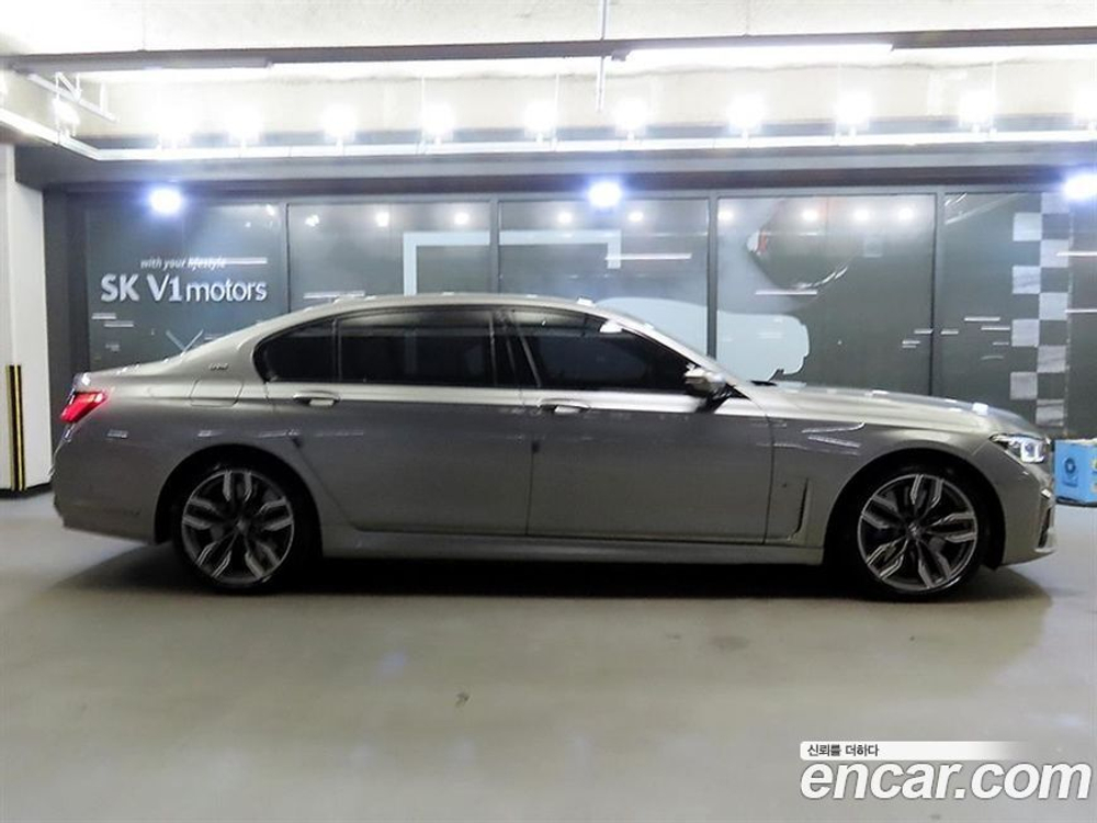 BMW 7 Series (G11) M760Li xDrive (06.2022)