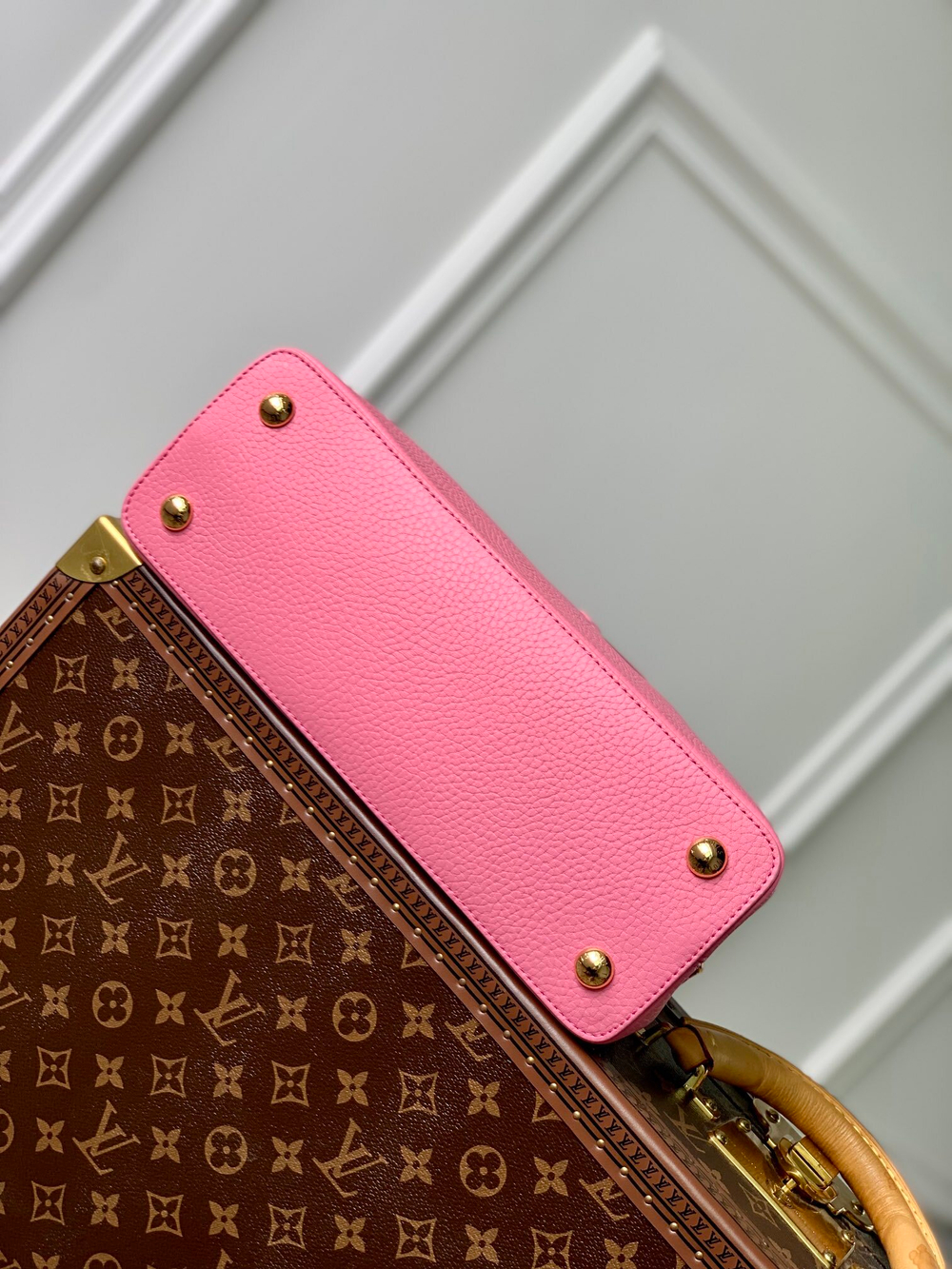 Louis Vuitton Capucines MM