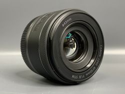 Canon RF 50mm 1.8 STM