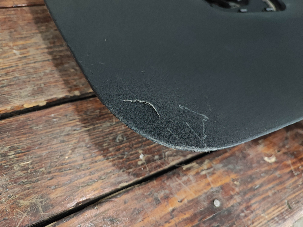 Обшивка крышки багажника Exeed RX 23-нв Б/У Оригинал 403005799AA