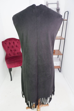 Жилетка Bebe plus замшевая, маркировка М, визуально на 46 размер