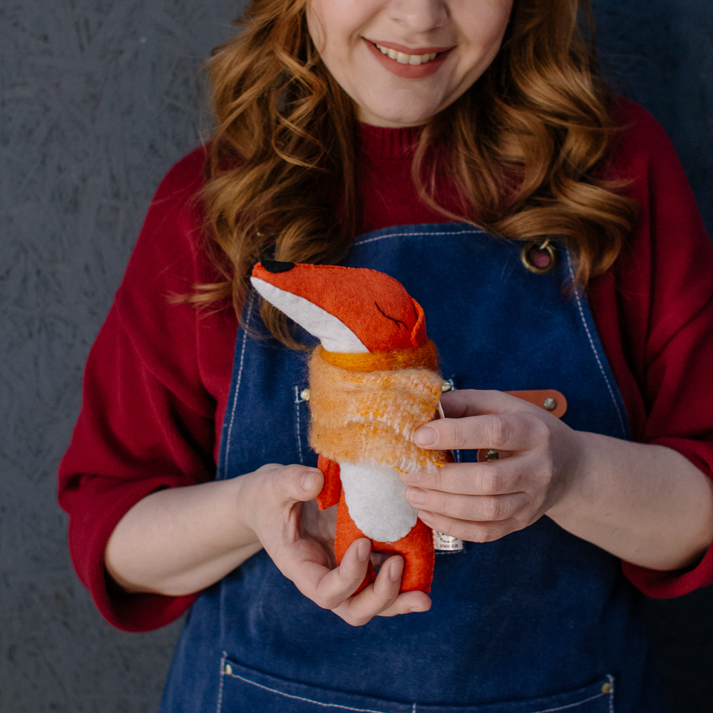 Игрушка ручной работы Лиса