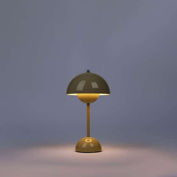 Настольный светильник Mary бежевый