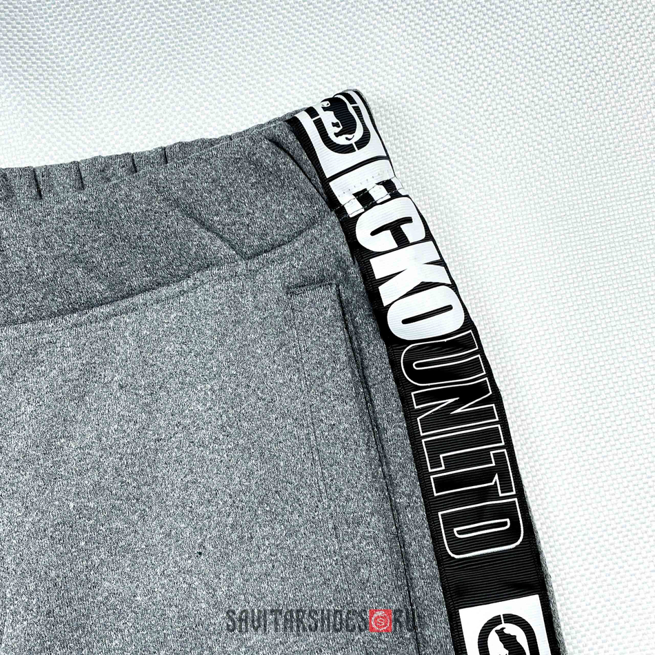 Спортивные штаны на флисе