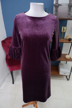 Платье Deniza плотное 42 размер, новое