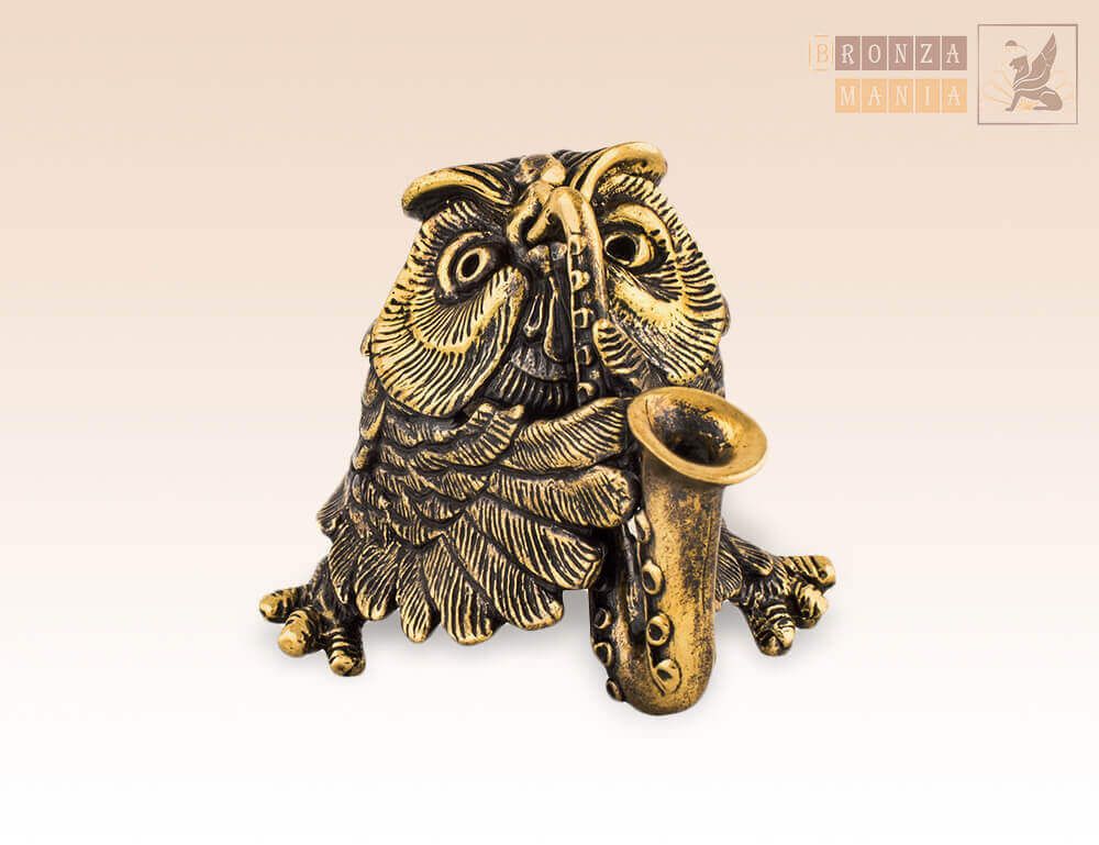 фигурка Сова с саксофоном