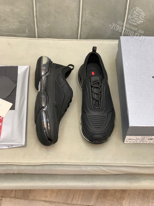 Кроссовки Prada